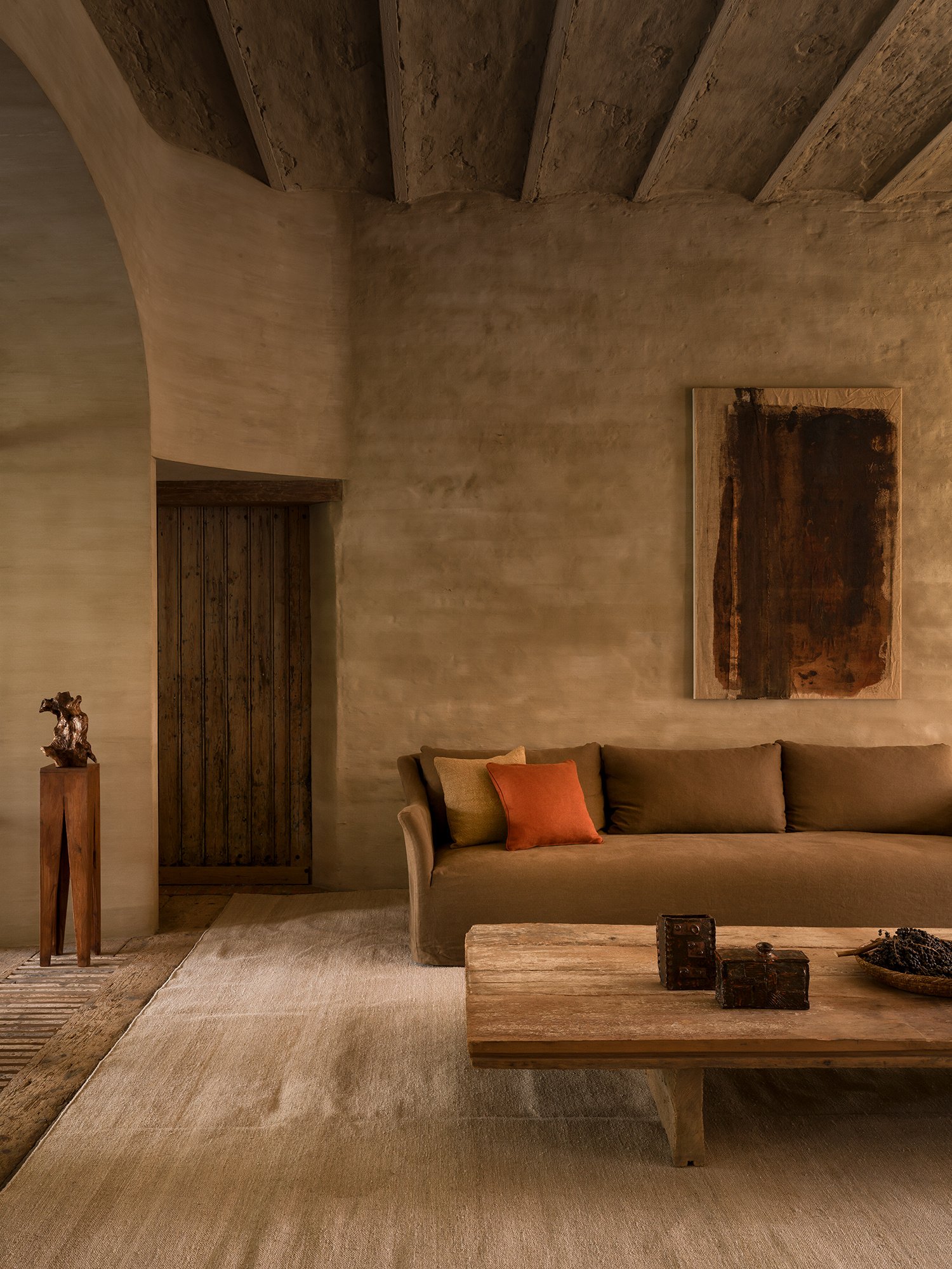 Collett & Victor_Louisa_fixed seat_02_web